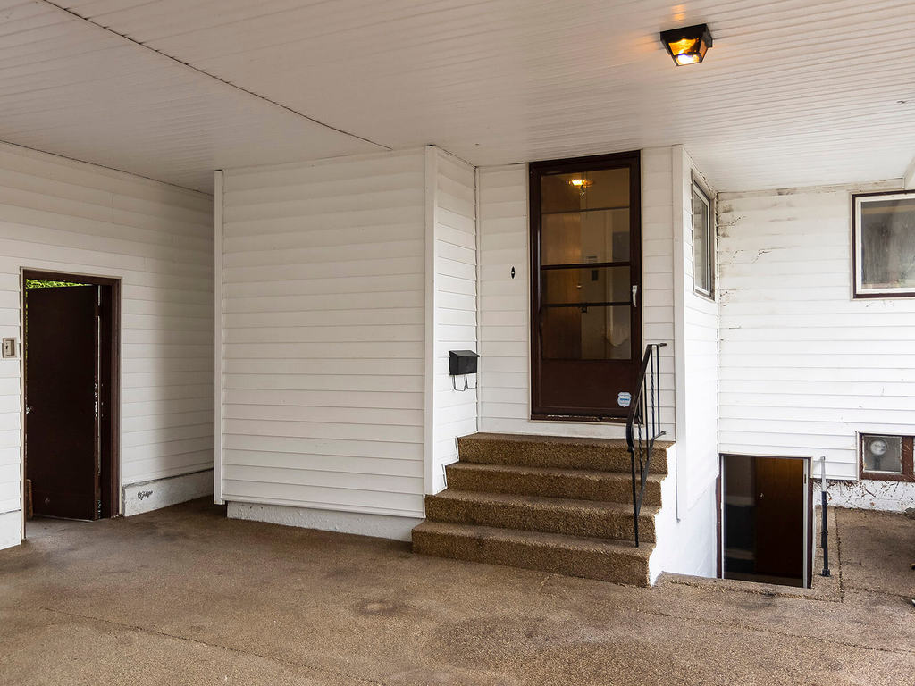 Cadboro Bay • Marc OwenFlood • Personal Real Estate Corporation Victoria BC