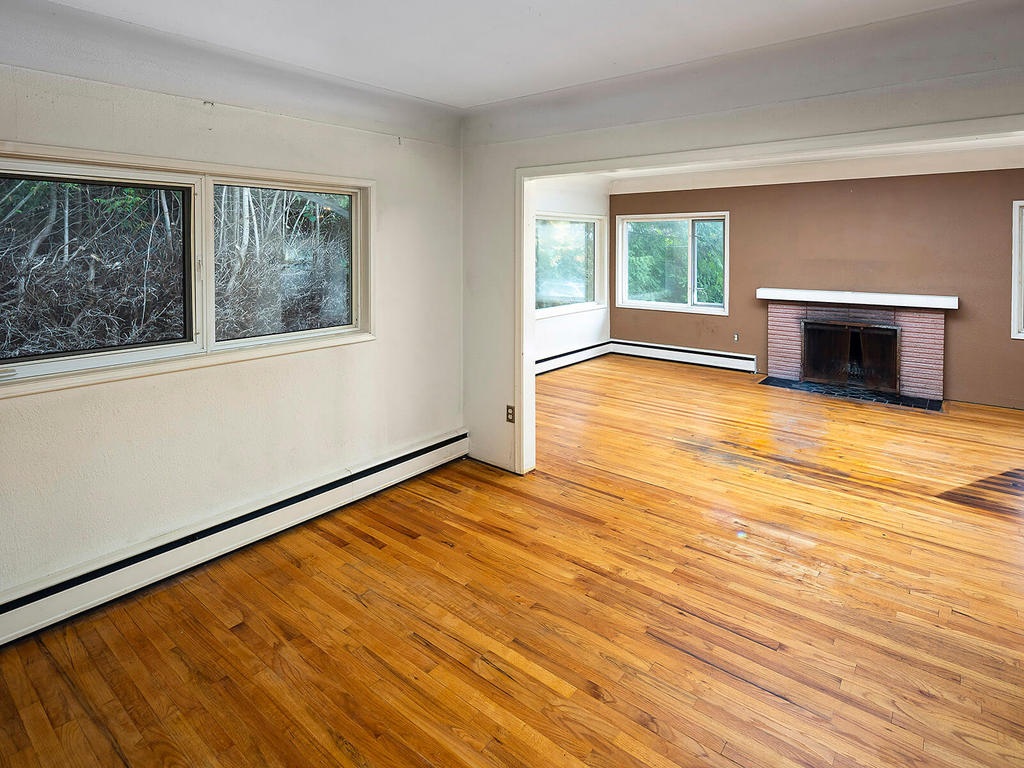 Cadboro Bay • Marc OwenFlood • Personal Real Estate Corporation Victoria BC