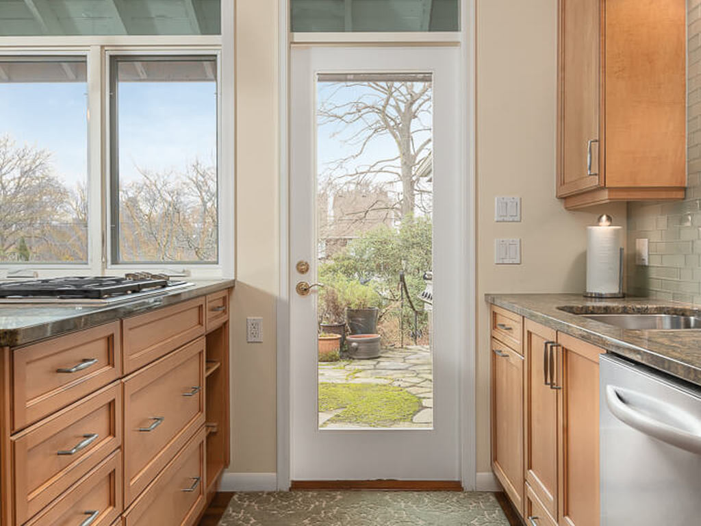 Uplands • Marc OwenFlood • Personal Real Estate Corporation Victoria BC