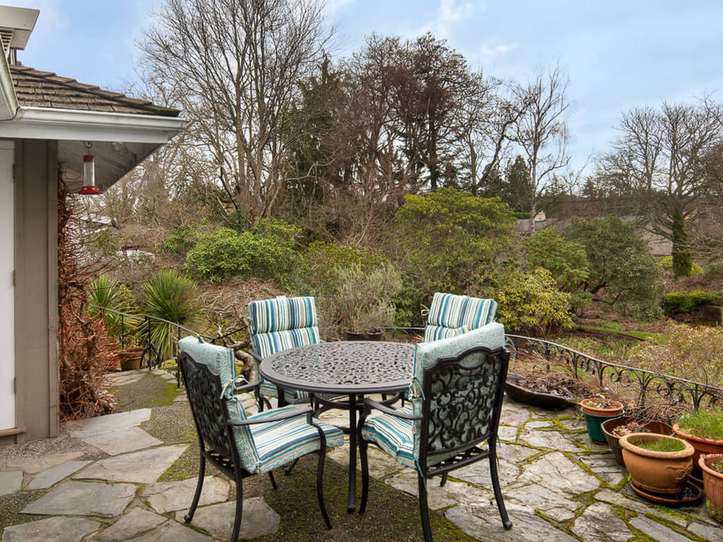 Uplands • Marc OwenFlood • Personal Real Estate Corporation Victoria BC