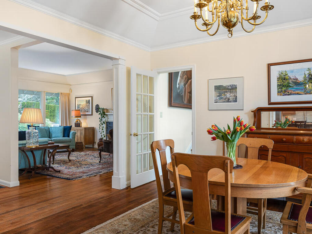 Uplands • Marc OwenFlood • Personal Real Estate Corporation Victoria BC