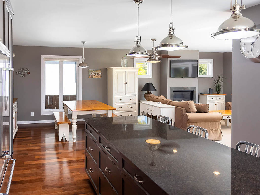 Estevan • Marc OwenFlood • Personal Real Estate Corporation Victoria BC