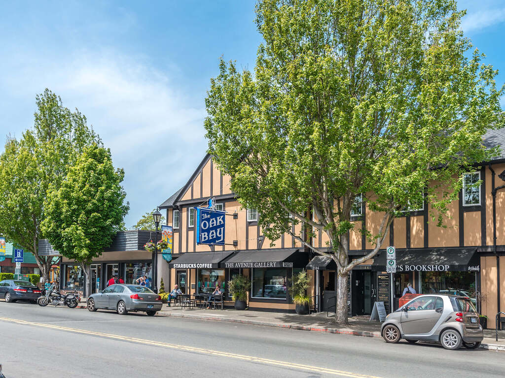 Oak Bay Village 